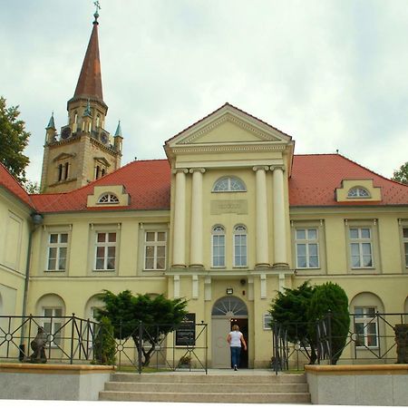 Villa La Val, Apartamenty Wałbrzych Exterior foto