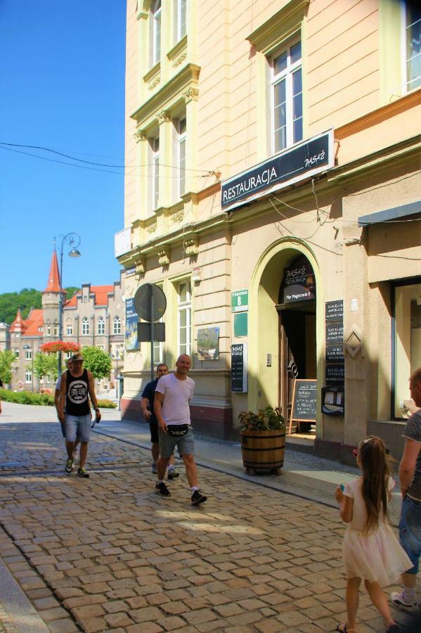 Villa La Val, Apartamenty Wałbrzych Exterior foto